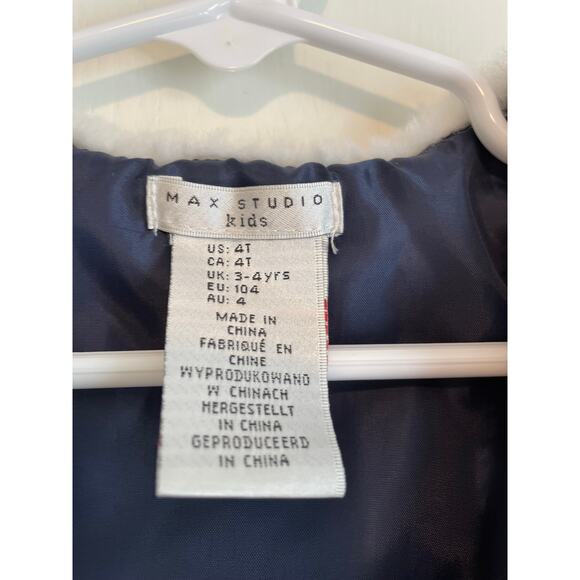 Max Studio white faux fur vest w/ red plaid bow lined warm heavyweight Size 4T - Picture 4 of 4